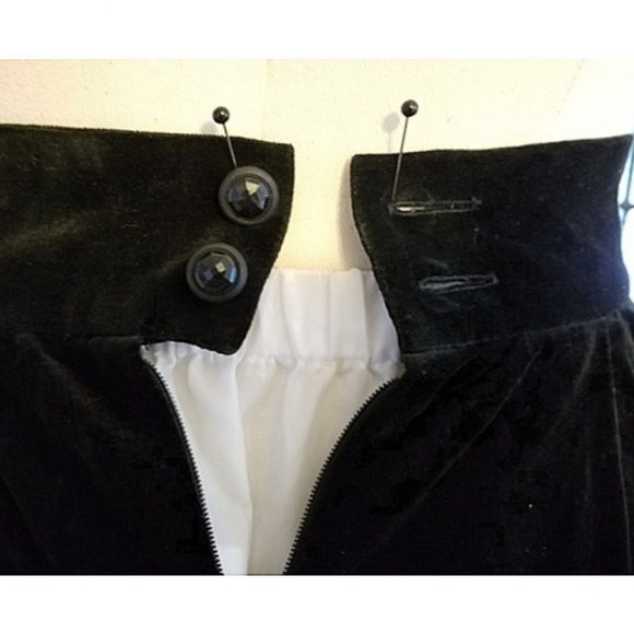 BLACK PEACE NOW Gothic Lolita Skirt - Picture 6 of 7